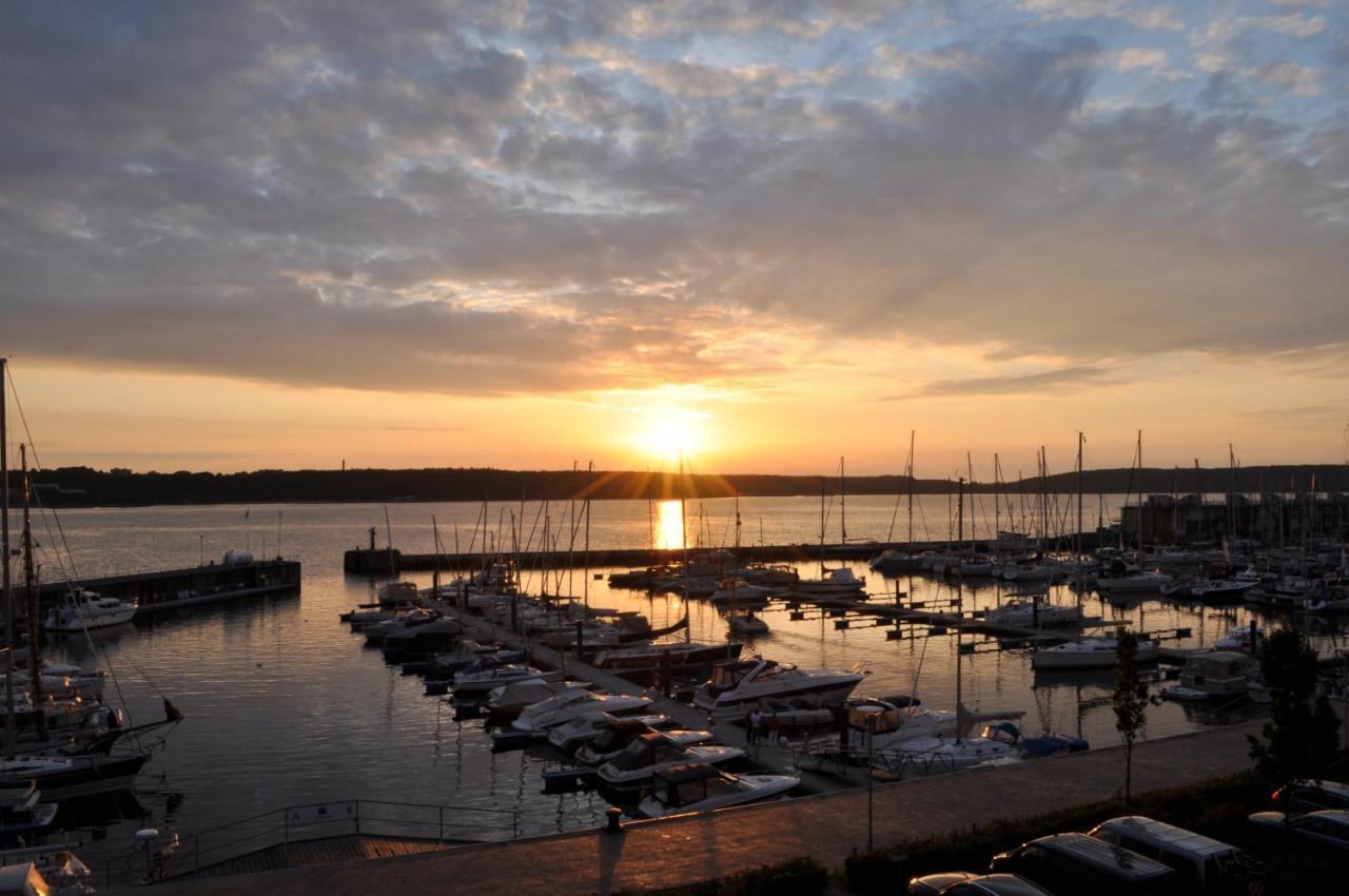 Fewo1846 - Baltic Lodge - Komfortable Maisonettewohnung Mit 3 Schlafzimmern, Balkon Und Blick Auf Die Marina Sonwik フレンスブルク エクステリア 写真